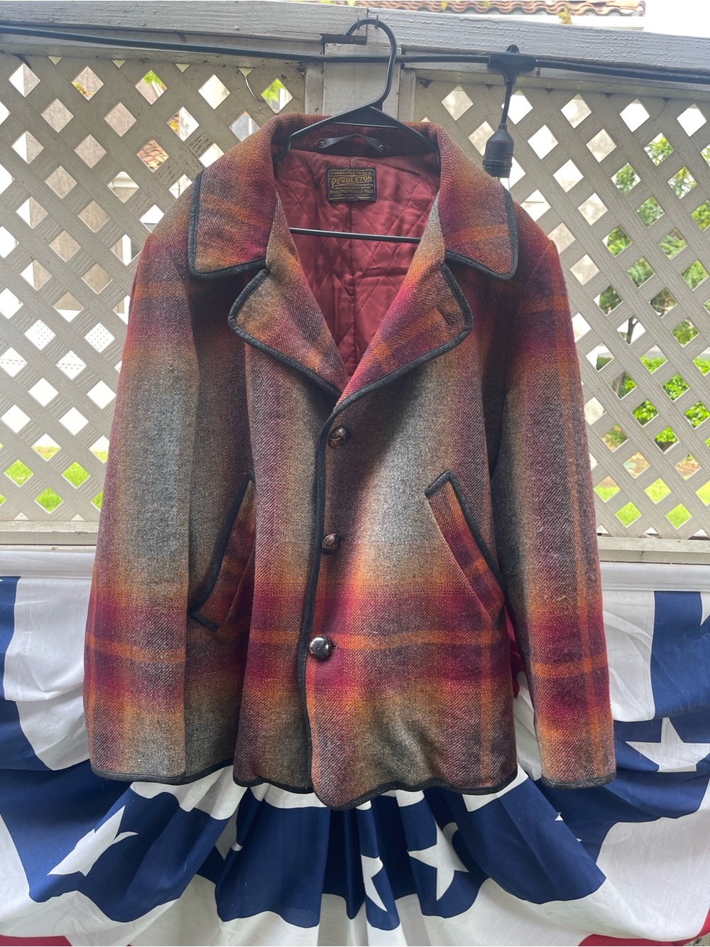 Vintage Men’s Pendleton Ombré plaid jacket